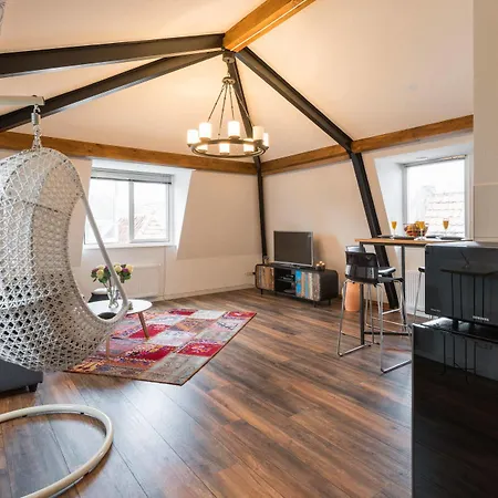 De Koning By Urban 5*